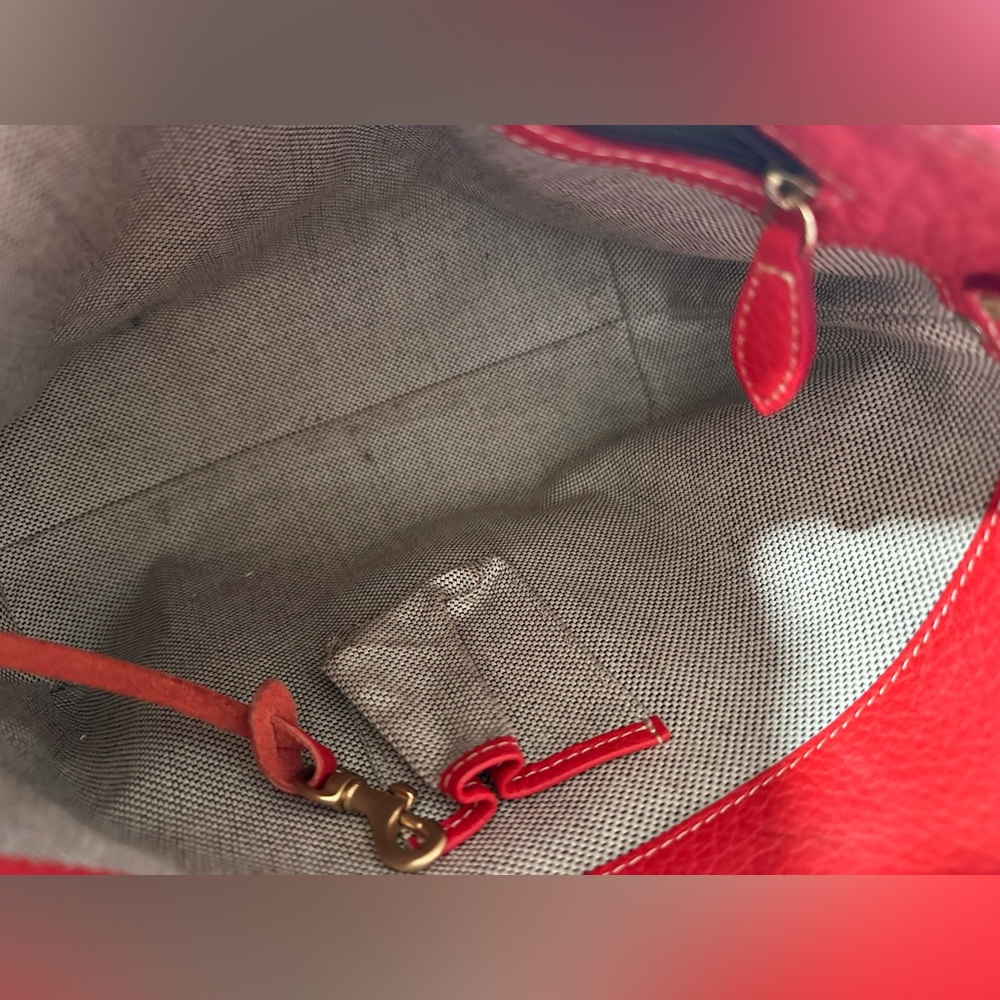 Dooney and Bourke handbag in excellent shape - Picture 4 of 9